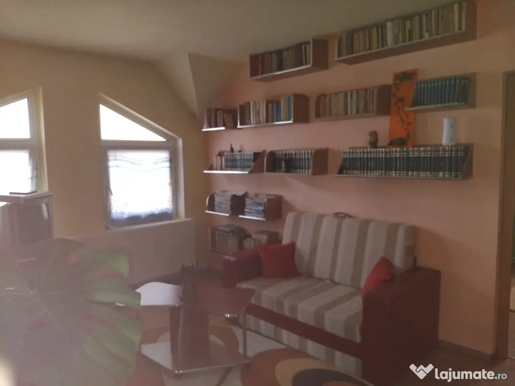 Proprietate cu 2 cladiri in Chisineu Cris - ID : RH-41243-property