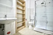 STIRBEI VODA–BERZEI, APARTAMENT LA PARTER, NEMOBILAT IN VI 