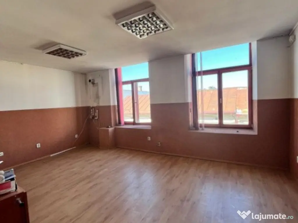 Spatiu comercial, ultracentral , Radauti!