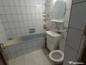 Apartament 3 camere zona Coroana de Aur 