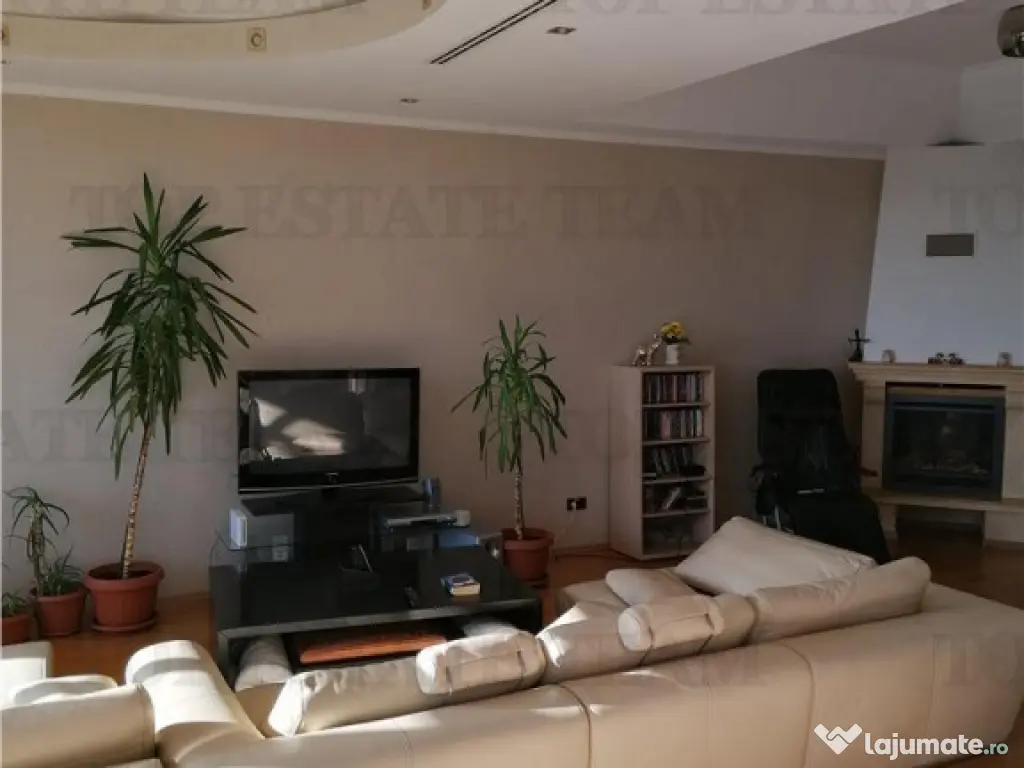 Vila deosebita 9 camere - Cornu de Jos