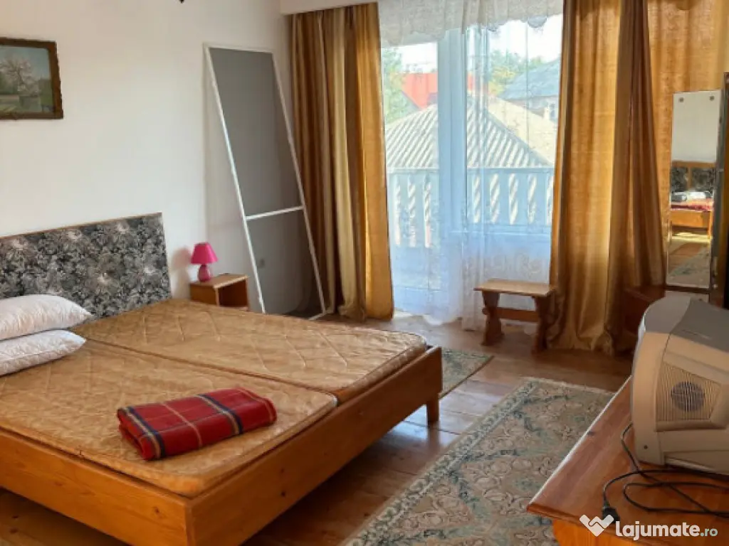 Casa compusa din 7 camere situata in zona EFORIE NORD - CENT