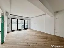 3 camere luminos cu gradina Ultracentral