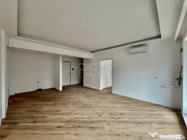 3 camere luminos cu gradina Ultracentral - Bucuresti (Bucuresti-Ilfov)