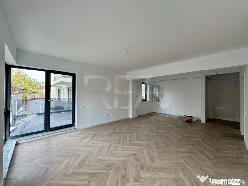 2 camere curte si terasa 102 mp Ultracentral - Bucuresti (Bucuresti-Ilfov)