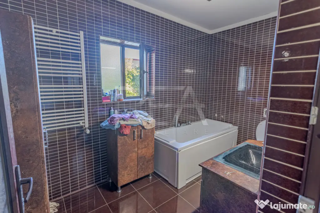 Vila cu 5 camere - Teren 400mp - Aparatorii Patriei
