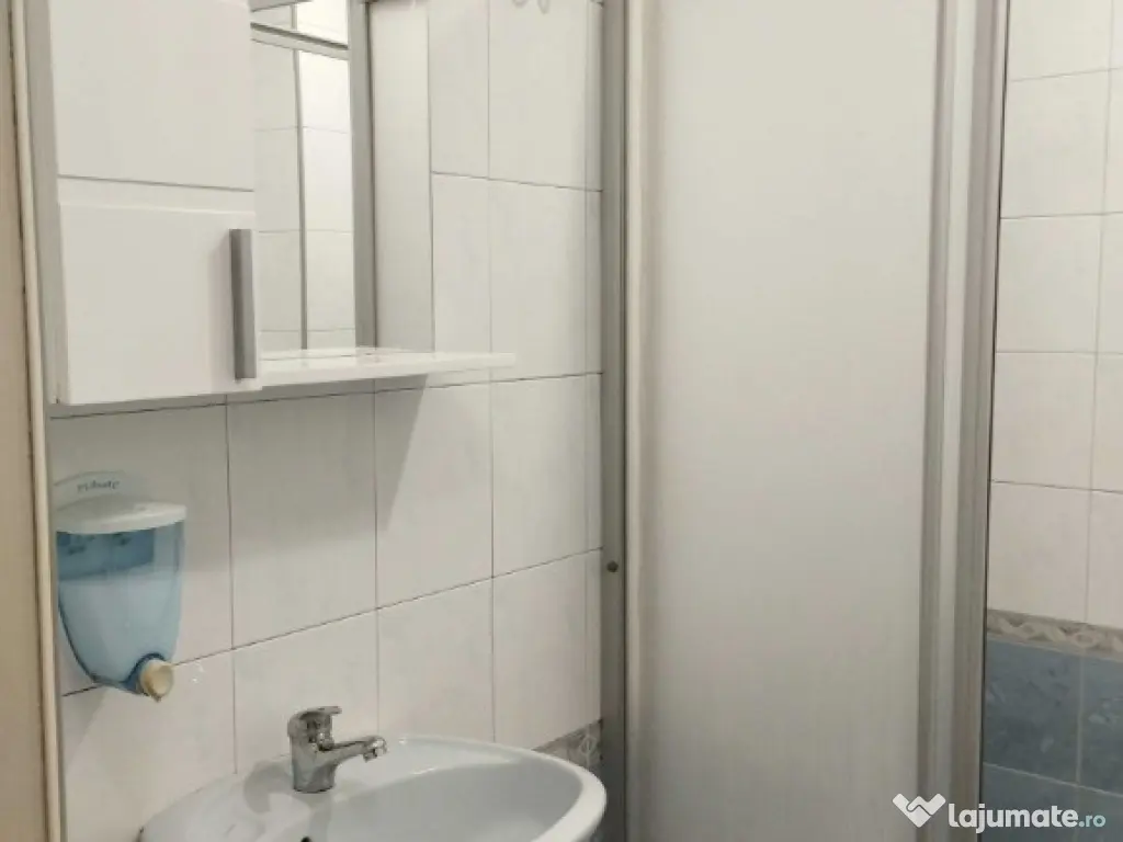 Apartament zona Dacia 2 camere