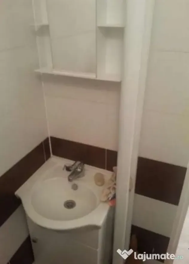 Zona Sagului 3 camere de inchiriat