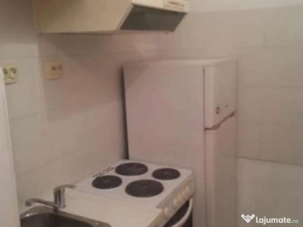 Zona Sagului 3 camere de inchiriat