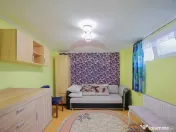 Casă cu 7 camere de vânzare, zona Parcul Salca, Cantemir 