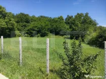 Teren intravilan, 2200mp, front 30 ml, Siret