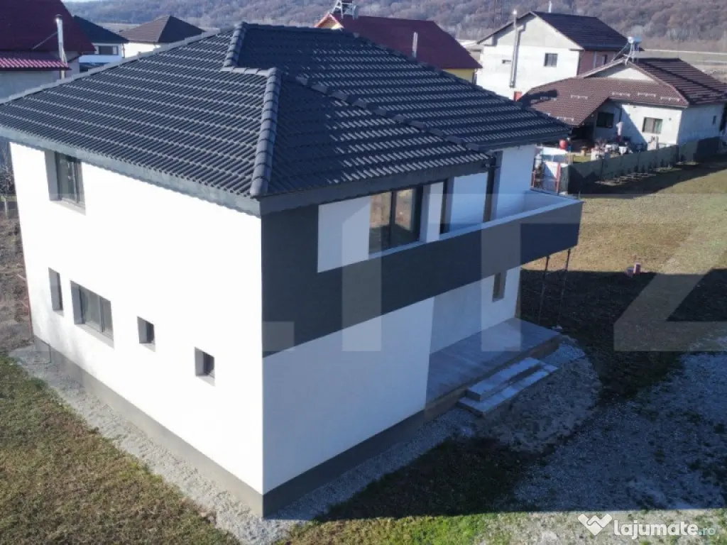 Casa P+1, 4 camere, 135 mp, Zona Dumbrava