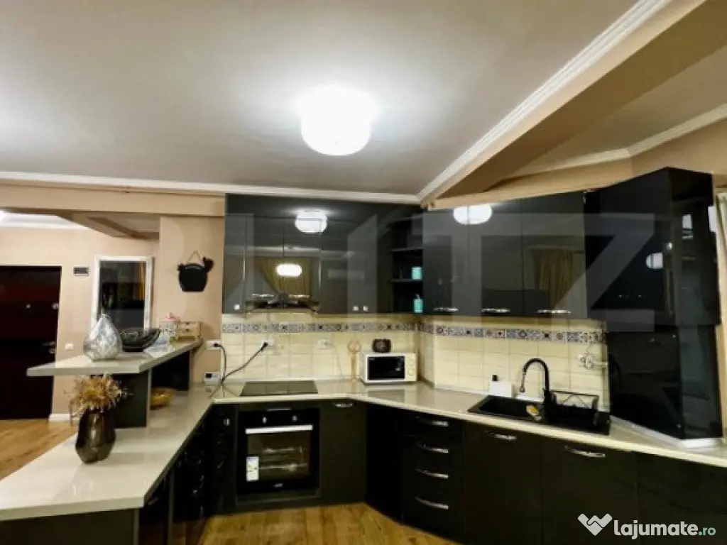 Penthouse exclusivist, 77mp, terasa panoramica 75mp cu jacu