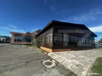 Spatiu comercial , 800 mp ulili si parcare proprie, zona cen
