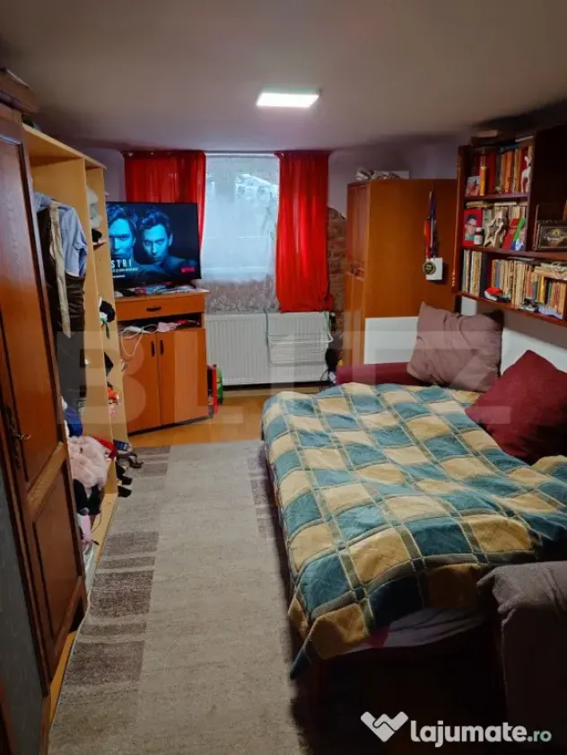 Casa de vanzare in Bartolomeu - Oportunitate de Investitie