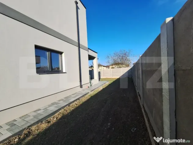 Duplex spectaculos 4 camere in Mosnita veche