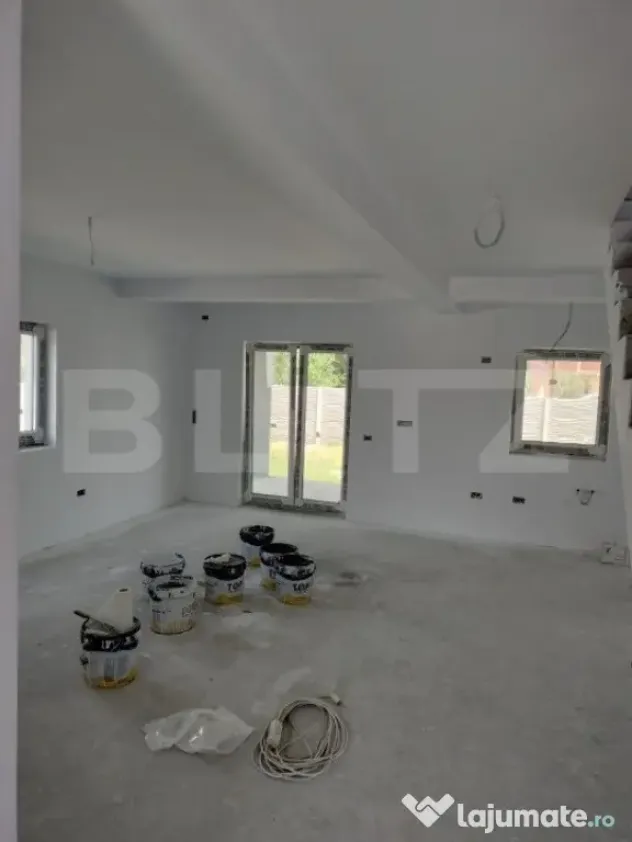 Duplex spectaculos 4 camere in Mosnita veche