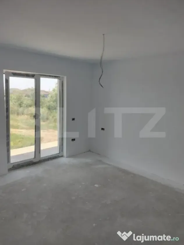 Duplex spectaculos 4 camere in Mosnita veche