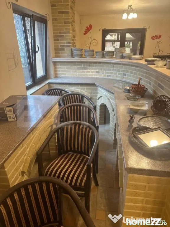 Spatiu comercial cu destinatie restaurant, 280 mp utili, Rad - Radauti (Suceava)