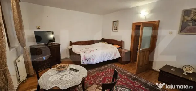 Casa in Pietrosita 160 mp si 400 mp teren in zona de deal