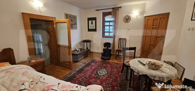 Casa in Pietrosita 160 mp si 400 mp teren in zona de deal