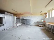 Spațiu comercial și brutărie/patiserie de Închiriat ?... 