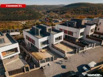 Casă cuplată cu 5 camere, 195 mp utili, teren 278 mp, apro