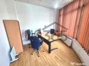 Spatiu birou Craiovei Scoala 11 et.1 mobilat 