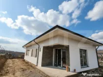 Casa pe un nivel 105 mp cu pod inalt mansardabil de 70mp, te