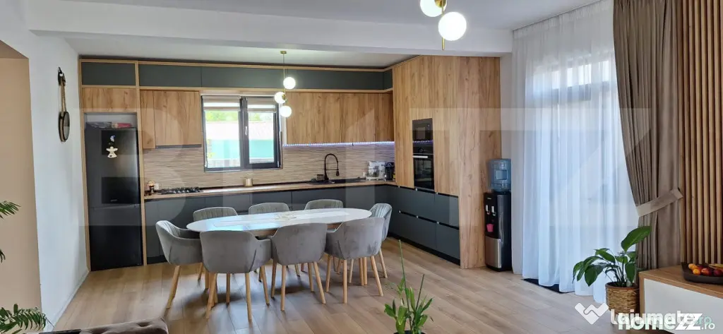 Casa Spectaculoasa, 4 camere, 150mp, 800 teren, 10 min de Bv - Halchiu (Brasov)