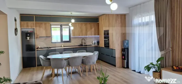 Casa Spectaculoasa, 4 camere, 150mp, 800 teren, 10 min de Bv - Halchiu (Brasov)