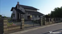 Casa Superba! In Suceava! Teren 1800 mp! De ! 0727817187