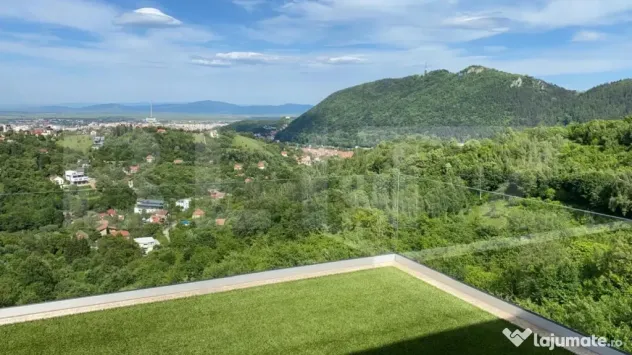 Penthouse 7 camere, 228 mp zona drumul Poienii-SEGMENT LUXUR
