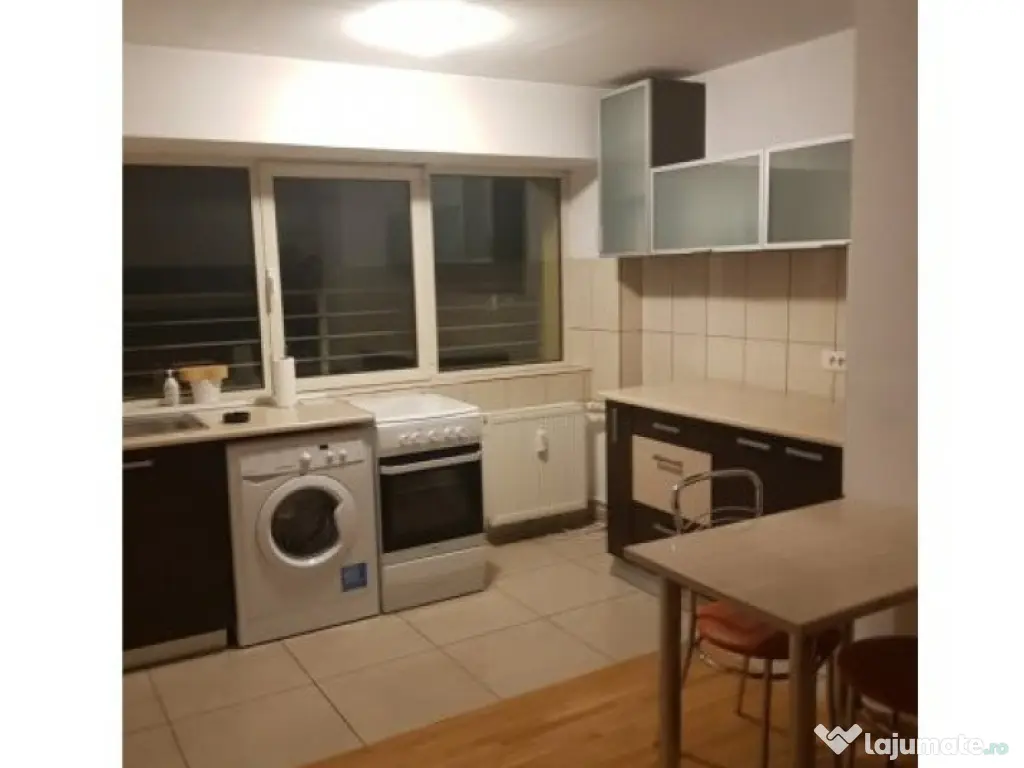 Bdul. Unirii, Ap.2 cam.Stradal.