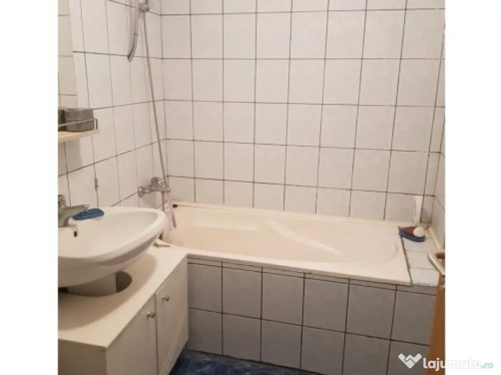 Bdul. Unirii, Ap.2 cam.Stradal.