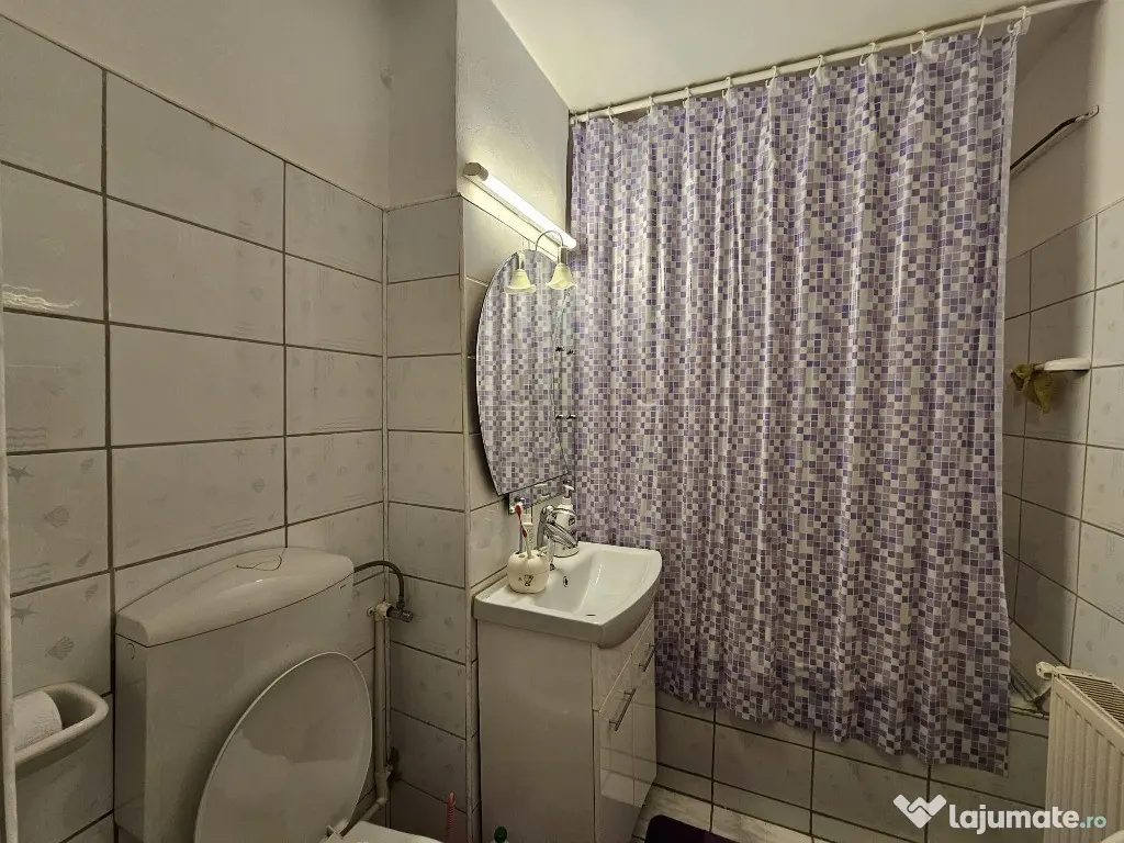 Apartament 4 camere,2 bai,2 balcoane,etaj 2