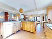 Două Case de vacanță | Pensiune | Bran-Sohodol | 1672 ... 