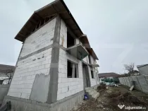 Casa la rosu, cu 4 camere, 145 mp utili, 356 mp teren, zona