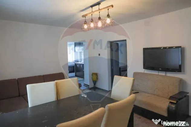 Casă de vânzare zona Bratca, 5 camere, 12 375 teren