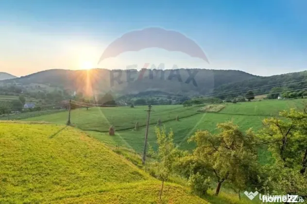 Casă de vânzare zona Bratca, 5 camere, 12 375 teren