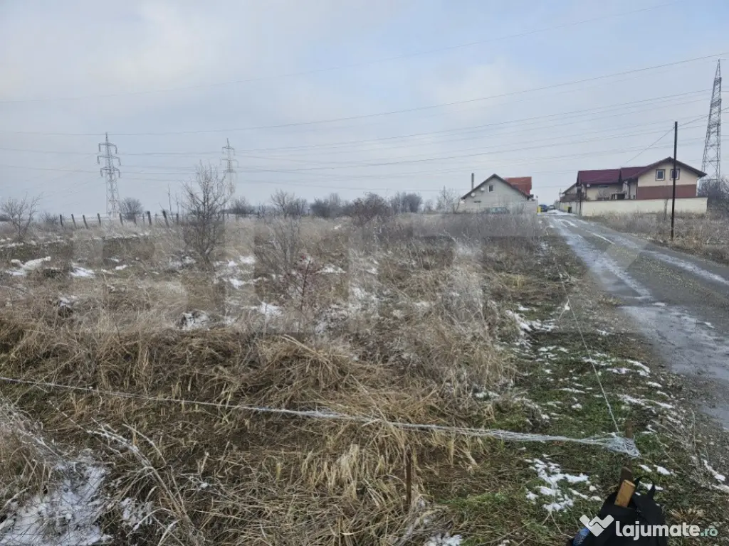 Teren extravilan cu o suprafata de 400mp. Albesti