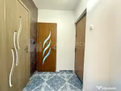 Garsoniera decomandata, etaj intermediar - Zona Tractorul... 
