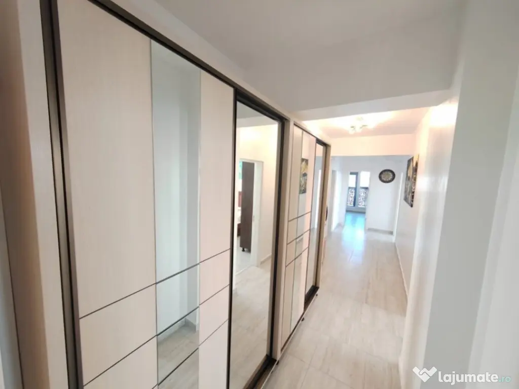 Apartament 3 camere zona Titan