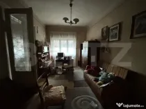 Casa de vanzare in suprafata de 100 mp localizata central i