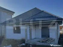 Casa la roșu pe parter, 3 camere, 146 mp, cu toate utilitat