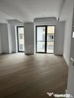 3 camere in Cortina 126 langa Cambridge School