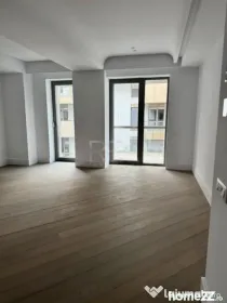 3 camere in Cortina 126 langa Cambridge School