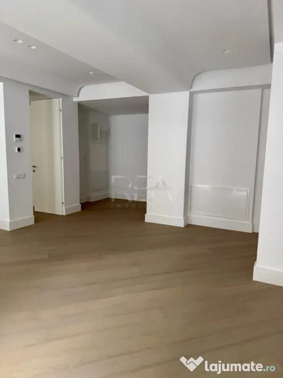 3 camere in Cortina 126 langa Cambridge School