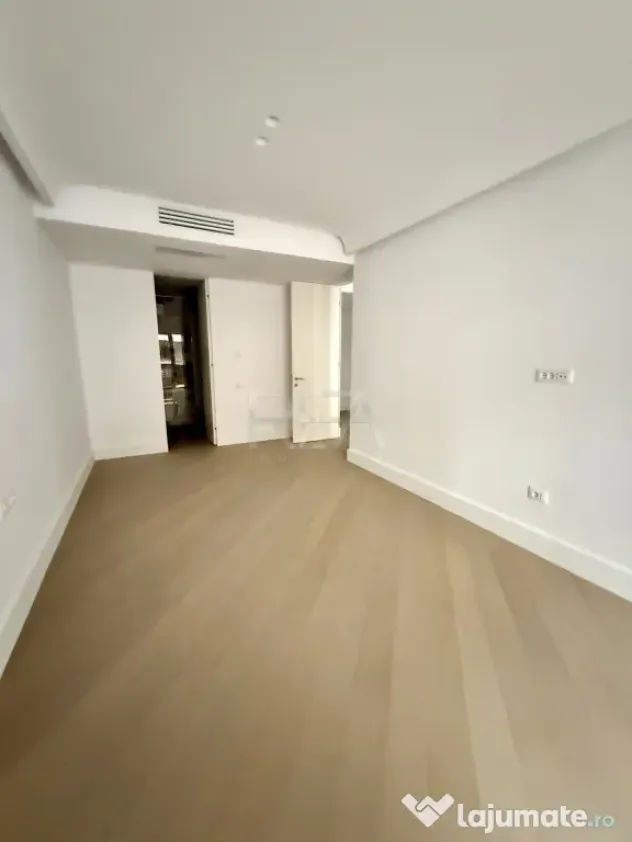 3 camere in Cortina 126 langa Cambridge School