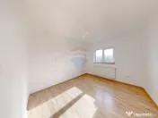 Rate la dezvoltator | 3 camere | 67 mp | Comision 0 | 116... 